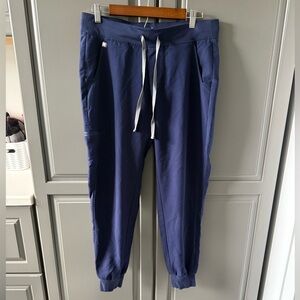 FIGS Zamora Jogger Scrub Pants - size medium